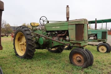 Main image John Deere 60